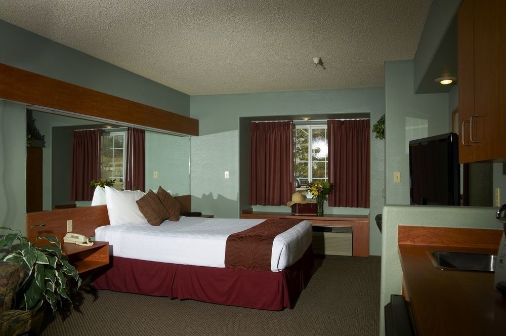 Monument Inn & Suites Gering Zimmer foto